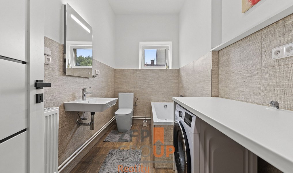 Prodej domu 1 200 m² s pozemkem 381 m², Náchod – náhled fotky 19