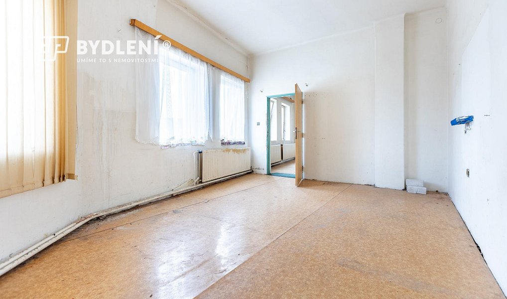 Prodej domu 330 m² s pozemkem 400 m², Teplice – náhled fotky 22