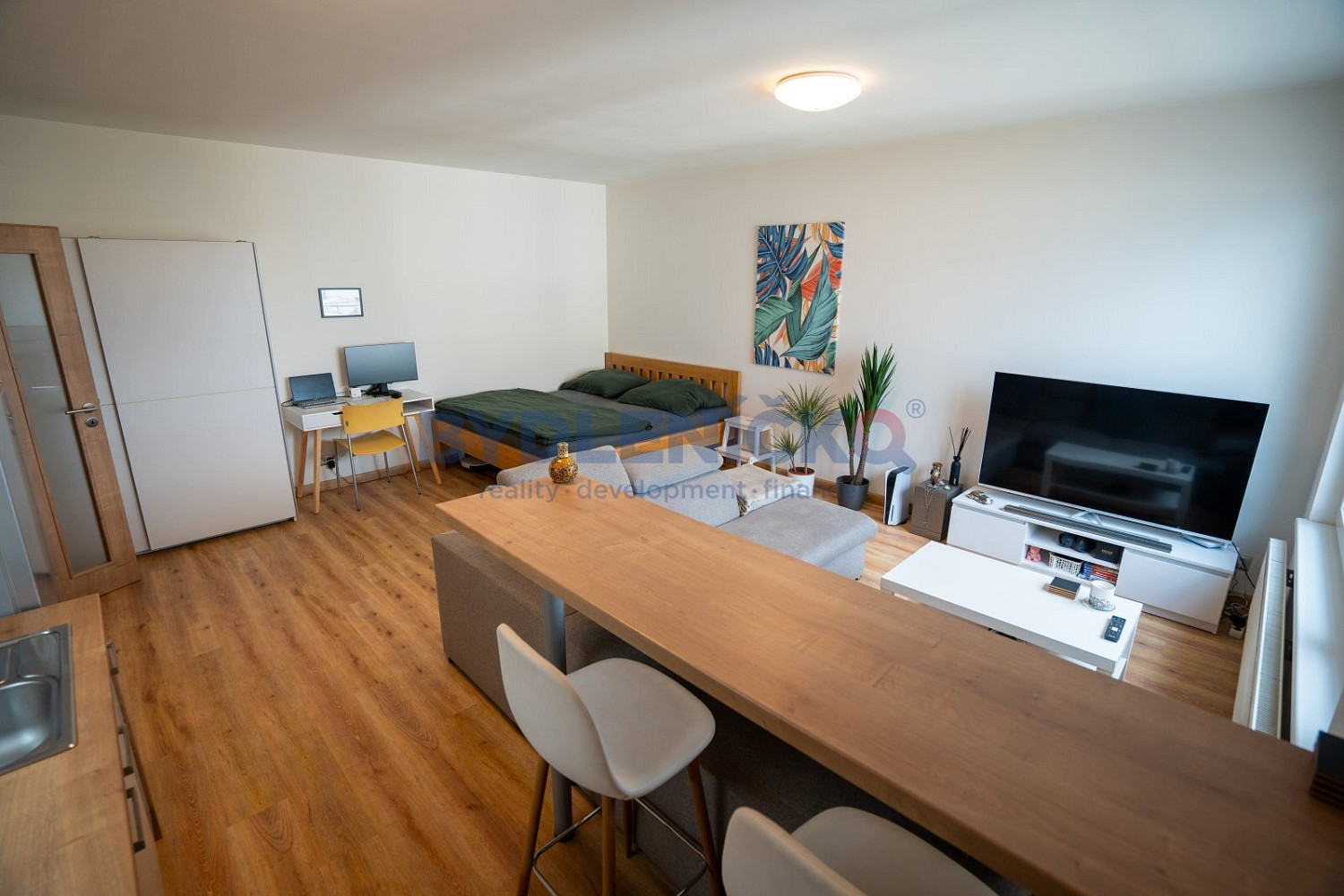 Prodej bytu 1+kk 45 m² – fotografie 5