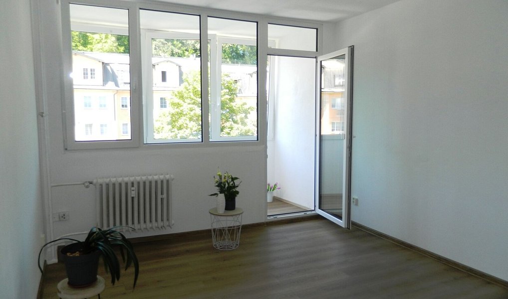 Prodej bytu 2+1 61 m², Aš – náhled fotky 11