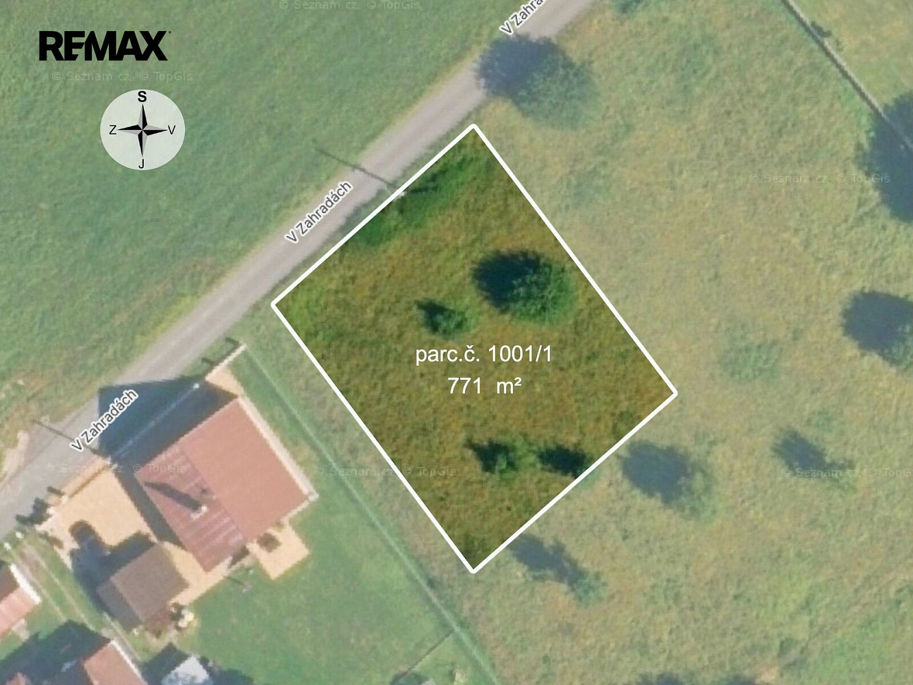 Prodej stavebního pozemku 771 m² – fotografie 3