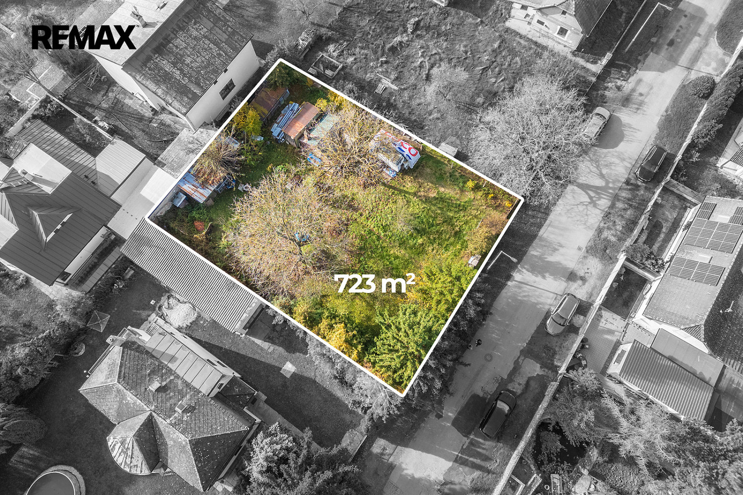 Prodej stavebního pozemku 723 m² — photo 2