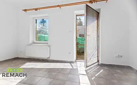 Pronájem bytu 1+kk 27 m², Náchod - Lipí