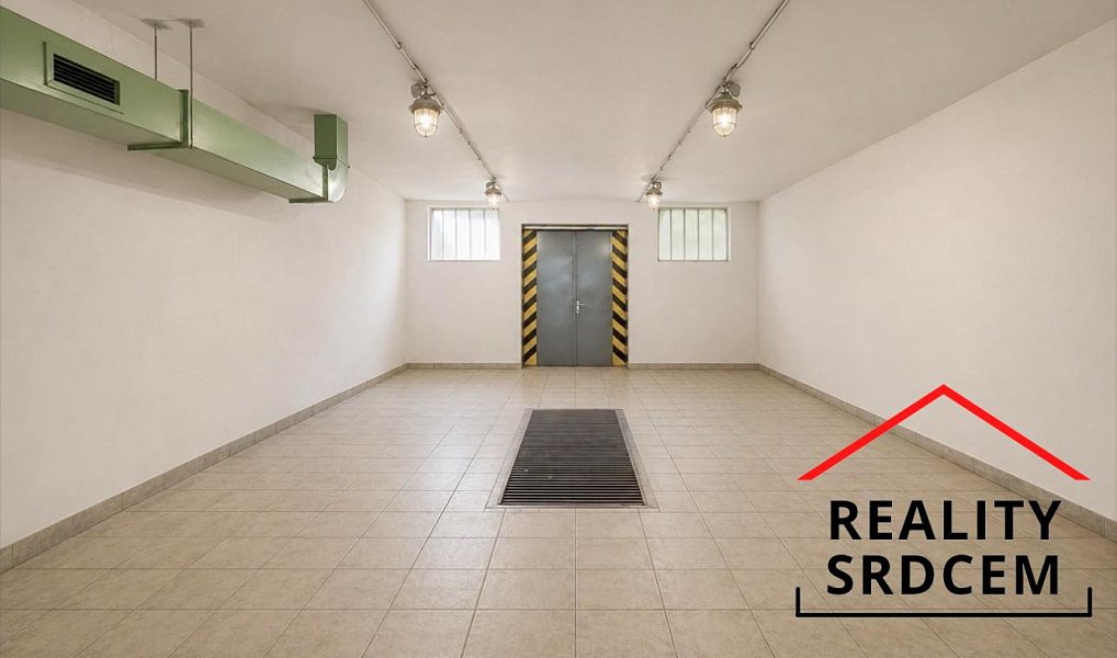 Pronájem skladovacích prostor 274 m², Šenov – náhled fotky 2