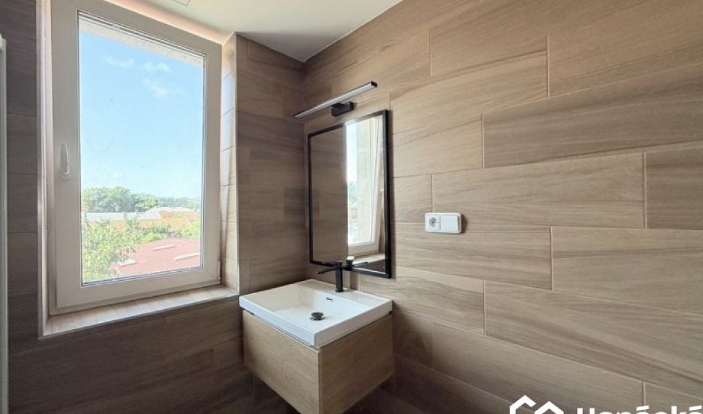Pronájem bytu 2+kk 50 m², Bystřice pod Hostýnem – náhled fotky 10