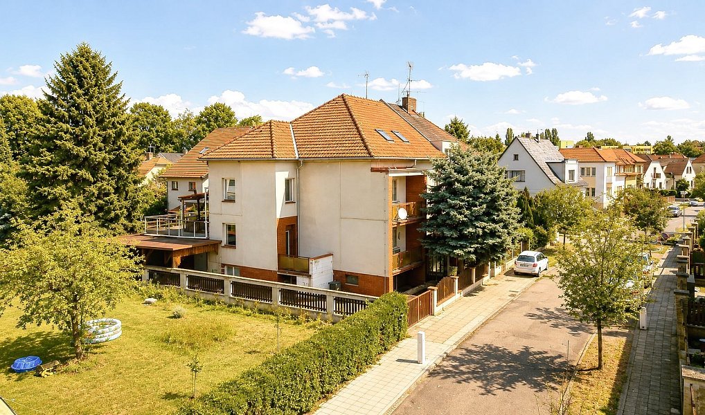 Prodej domu 246 m² s pozemkem 375 m², Poděbrady – náhled fotky 2