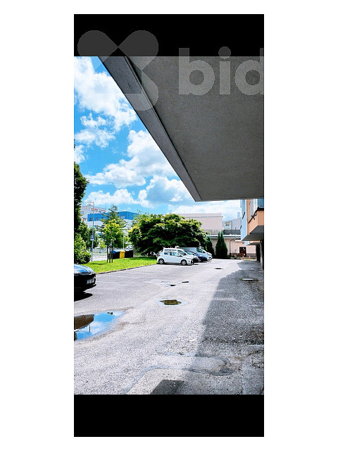Samostatná garáž přímo v bytovém domě jablonec nad nisou — photo 4
