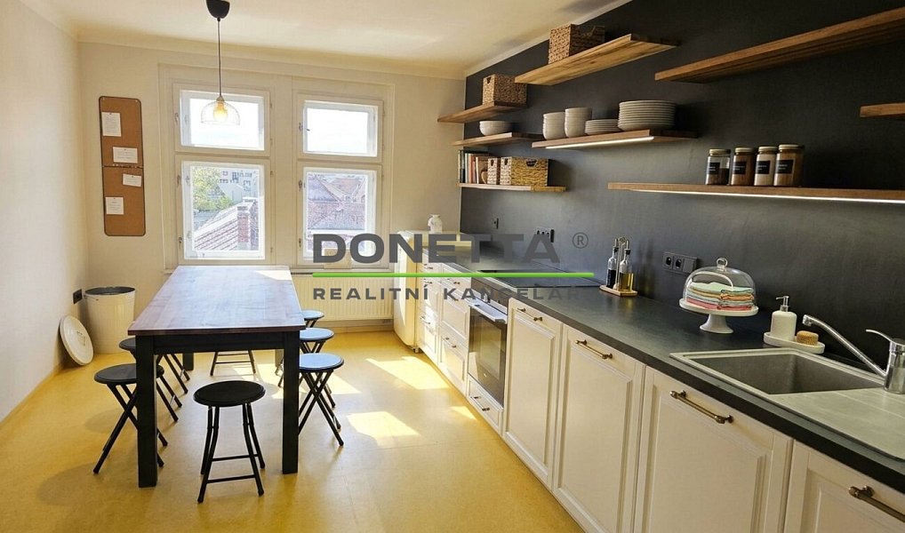 Pronájem bytu 3+1, 103 m², Hradec Králové