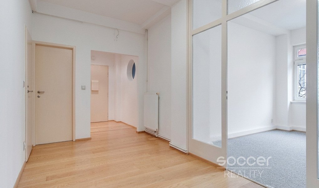 Pronájem kanceláře 97 m², Praha – náhled fotky 7