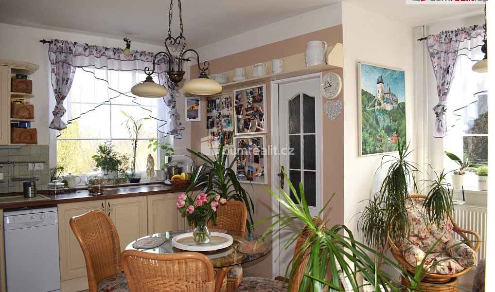Prodej domu 250 m² s pozemkem 952 m², Žďár – náhled fotky 3