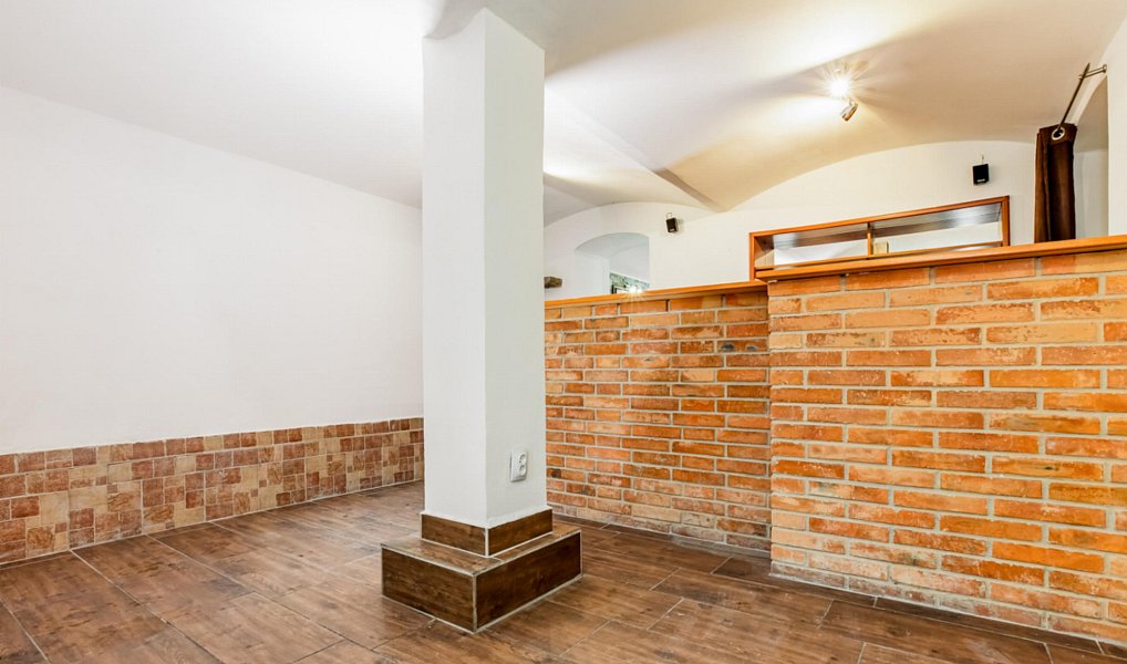 Prodej obchodních prostor 66 m², České Budějovice – náhled fotky 3