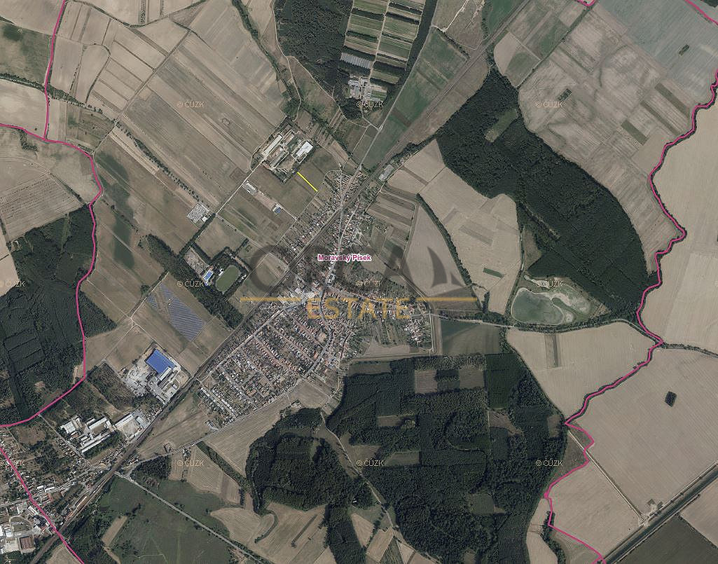 Pozemek v k. ú. Moravský Písek o výměře 320 m² – pohled 2