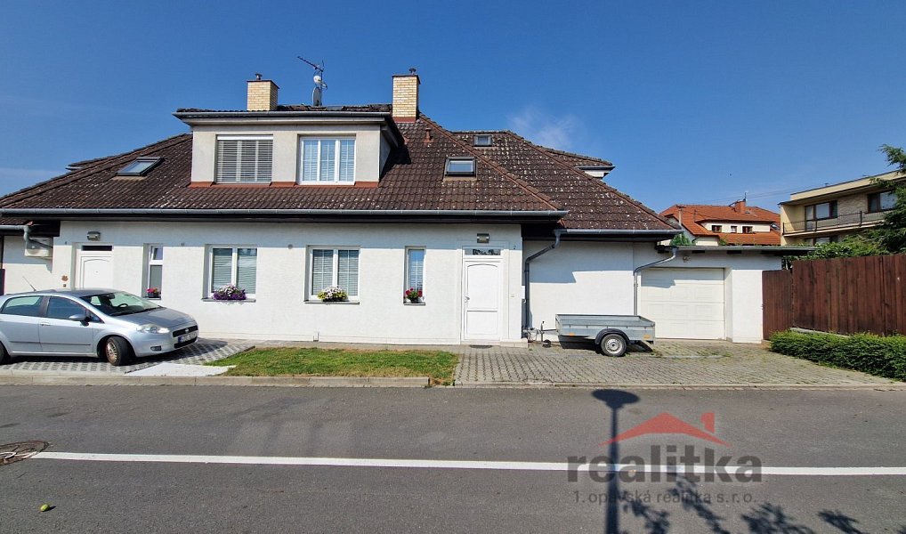 Pronájem domu 140 m² s pozemkem 370 m², Opava – náhled fotky 2