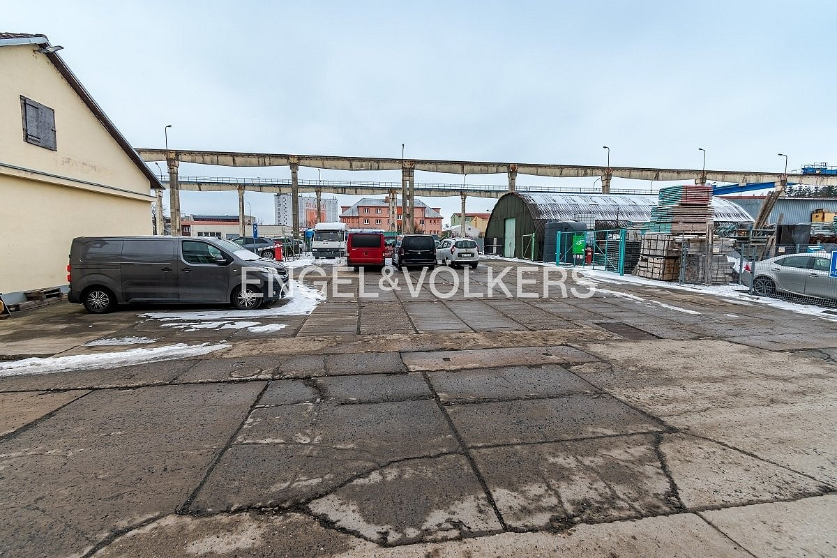 Pronájem komerčního objektu (jiného typu) 2 326 m² – fotografie 4