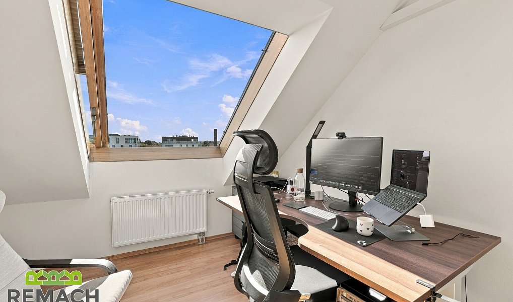 Prodej bytu 4+kk 112 m², Staré Město – náhled fotky 11