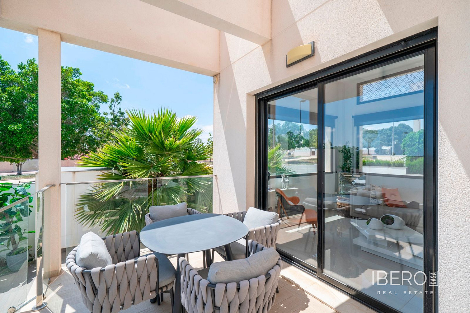 Prodej domu 122 m² s pozemkem 175 m² — photo 2