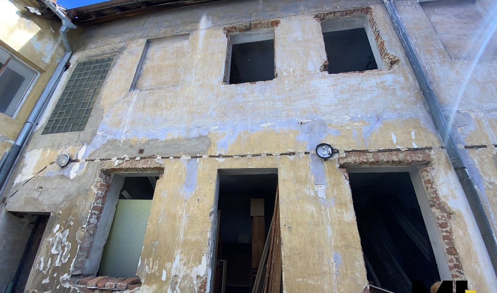 Prodej domu 407 m² s pozemkem 523 m², Uherský Ostroh – náhled fotky 2
