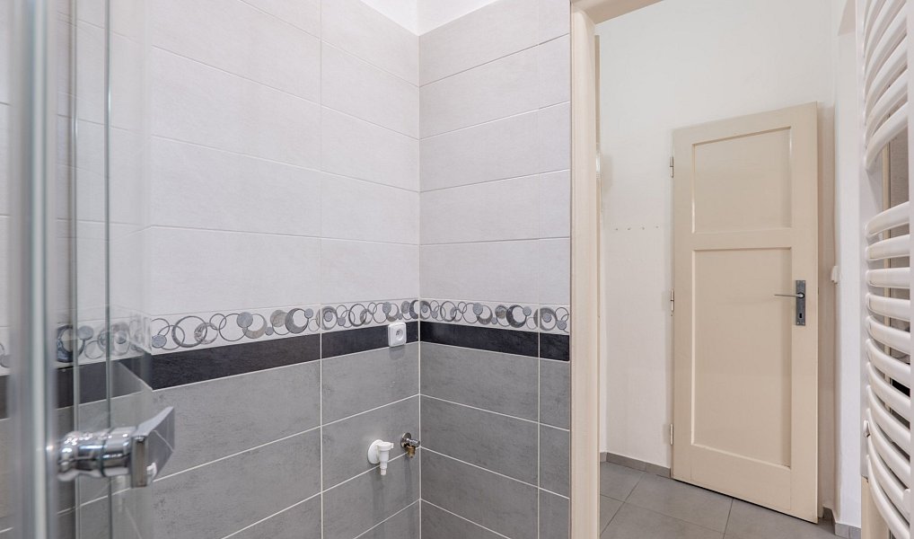 Pronájem bytu 2+kk 57 m², Praha – náhled fotky 21