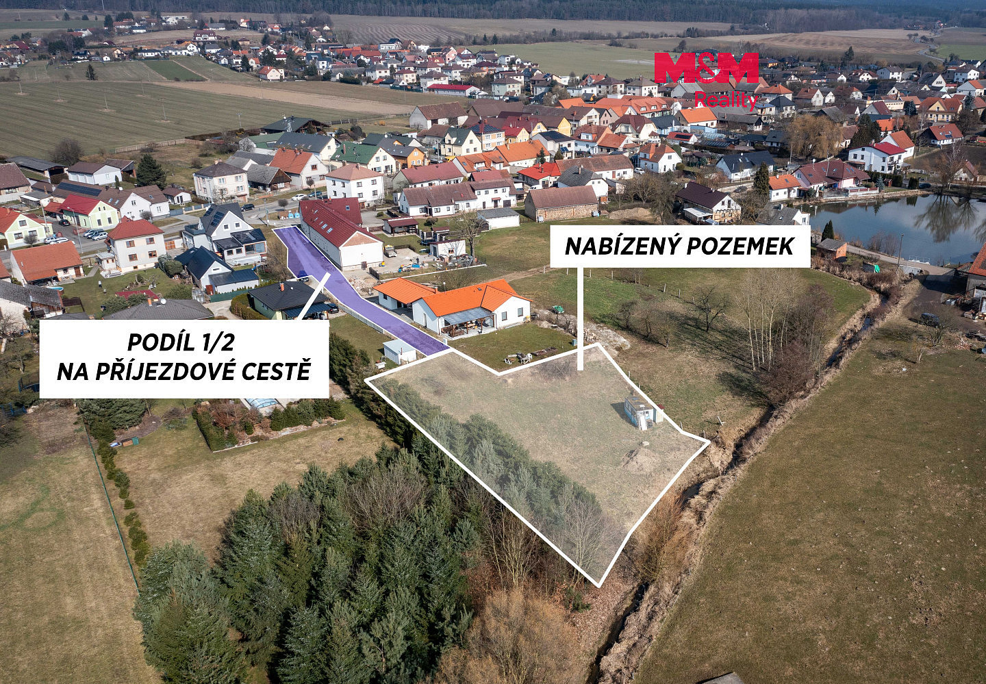 Prodej stavebního pozemku 1 640 m²