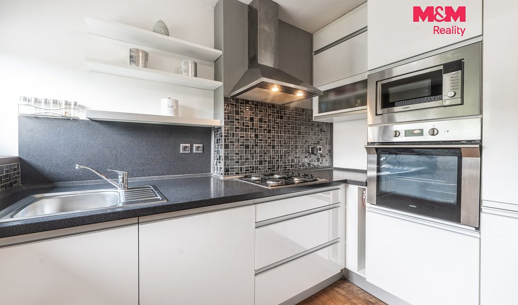 Prodej domu 170 m² s pozemkem 534 m², Pozlovice – náhled fotky 18