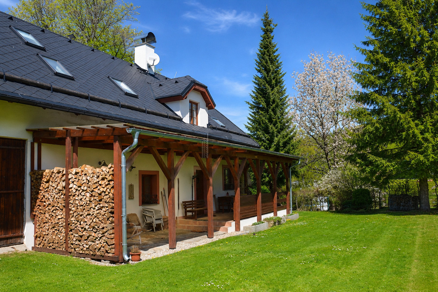 Prodej chaty/chalupy 242 m² s pozemkem 1 129 m² – fotografie 4