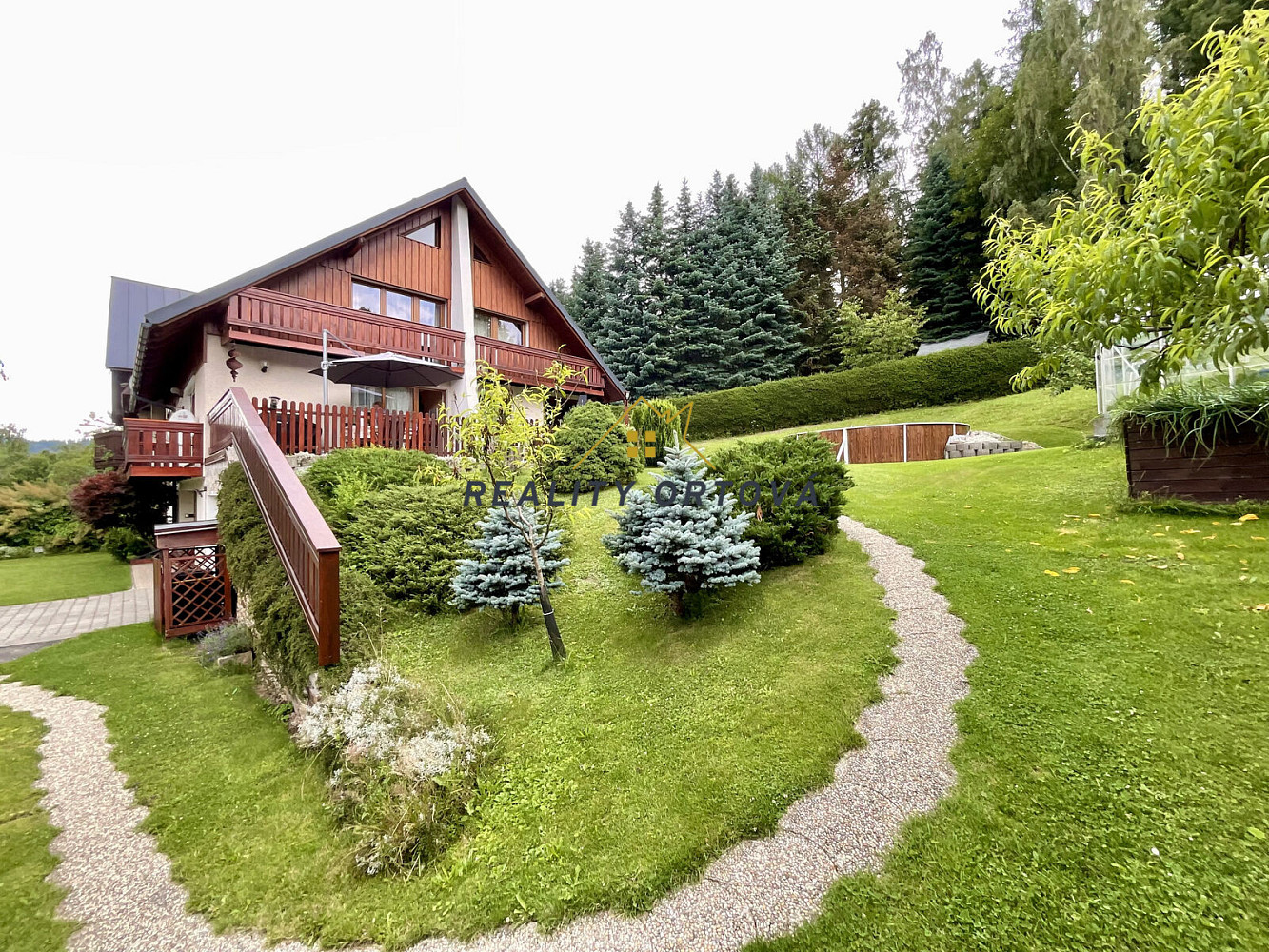 Prodej domu 400 m² s pozemkem 1 032 m² – fotografie 3