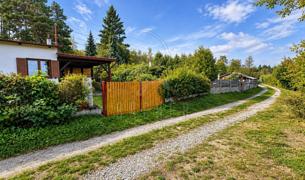Prodej domu 63 m² s pozemkem 995 m², Lešany – náhled fotky 16