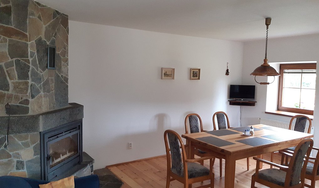 Prodej domu 160 m² s pozemkem 638 m², Horní Planá – náhled fotky 12