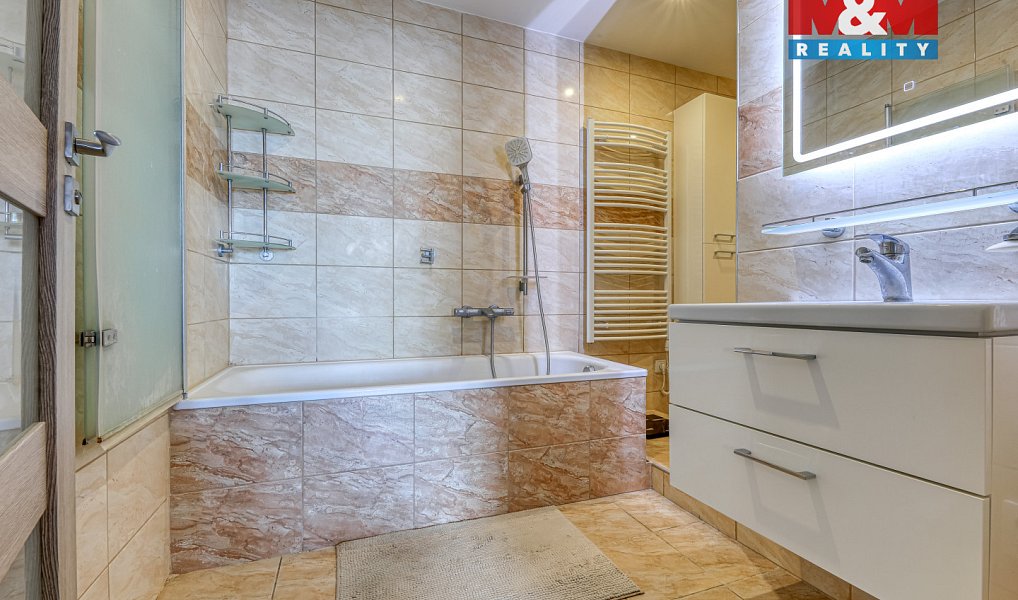 Prodej bytu 3+1 83 m², Dobřany – náhled fotky 24