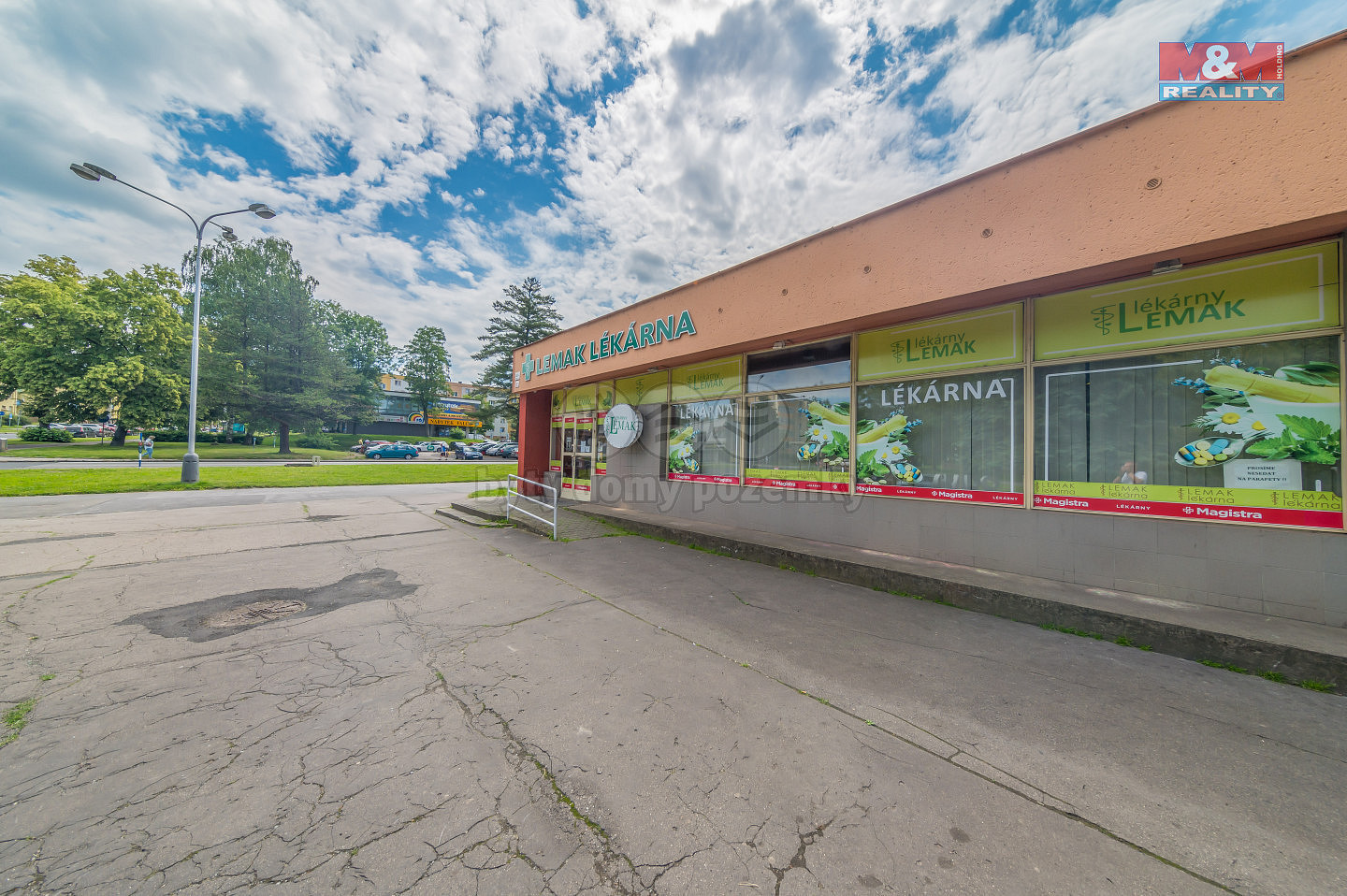Pronájem obchodních prostor 260 m² – fotografie 2