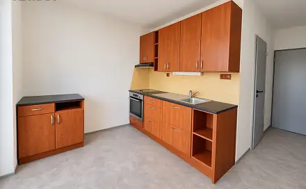 Pronájem bytu 1+1 34 m², sídliště Nádražní, Slavkov u Brna, okres Vyškov