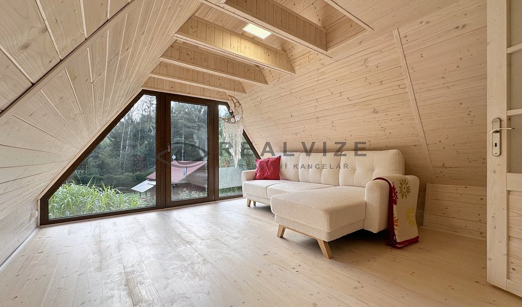 Prodej chaty/chalupy 190 m² s pozemkem 1 575 m², Strážkovice – náhled fotky 15