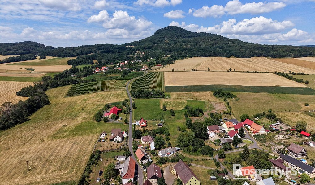 Prodej domu 318 m² s pozemkem 1 081 m², Liběšice – náhled fotky 56