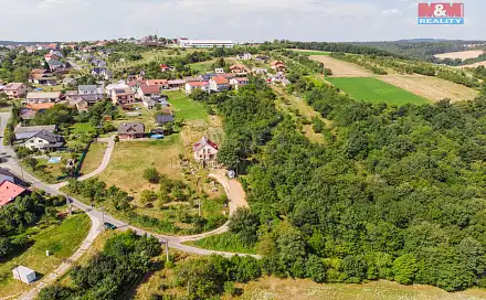 Prodej stavebního pozemku 1 046 m², Lhota, okres Zlín