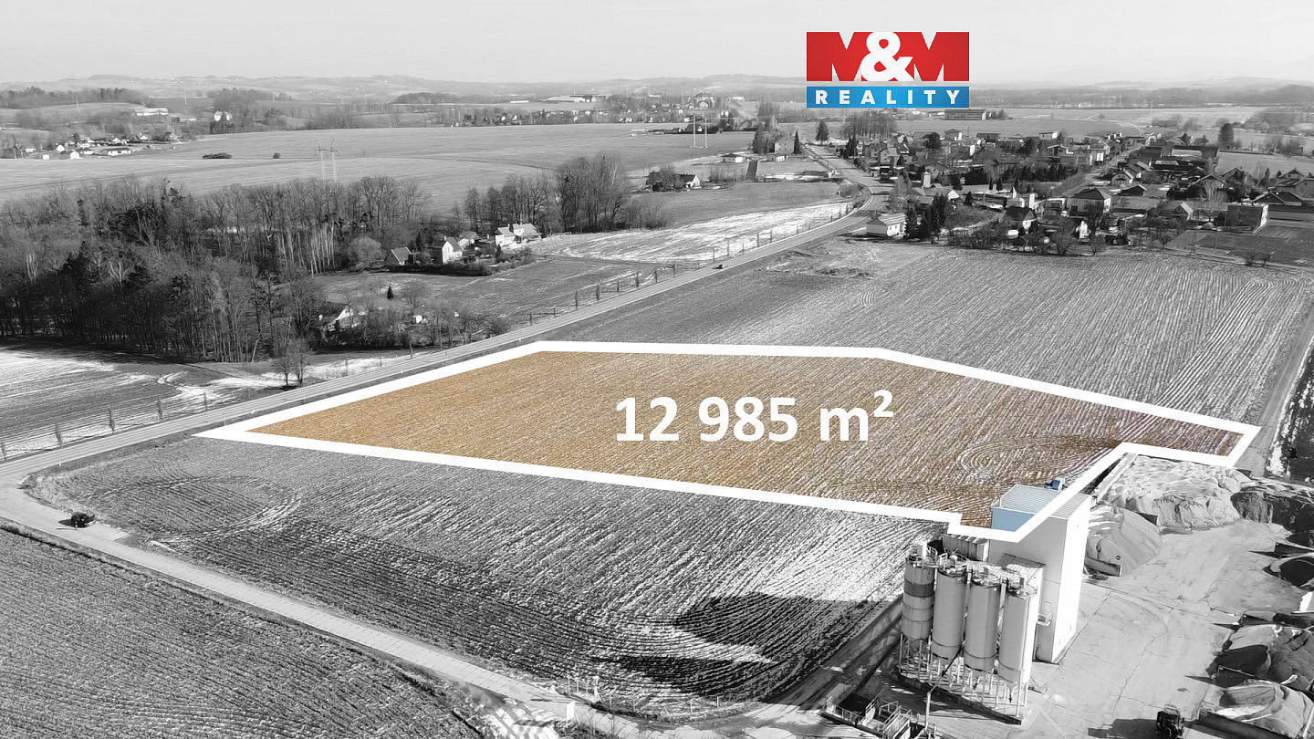 Prodej komerčního pozemku 3 561 m²