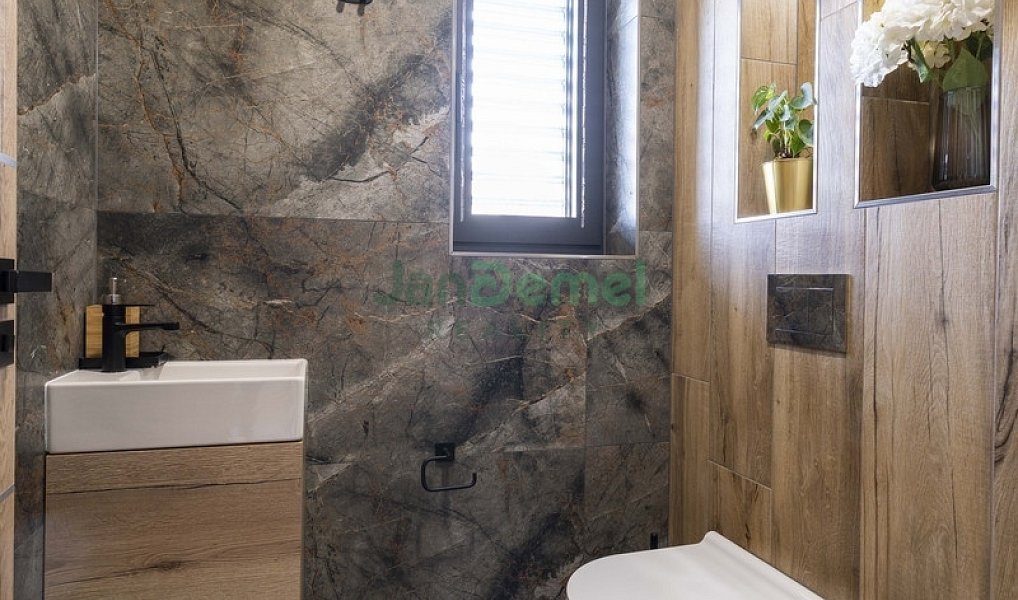 Prodej domu 199 m² s pozemkem 1 598 m², Píšť – náhled fotky 42