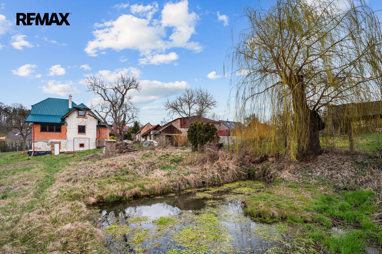 Prodej stavebního pozemku 1 830 m² – fotografie 5