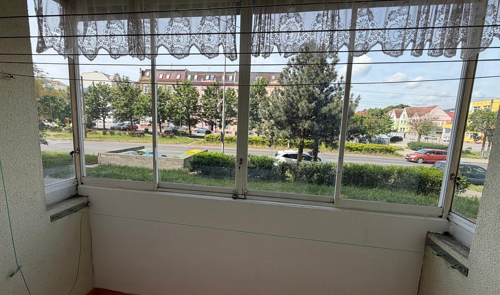 Pronájem bytu 3+1 77 m², Jirkov – náhled fotky 9