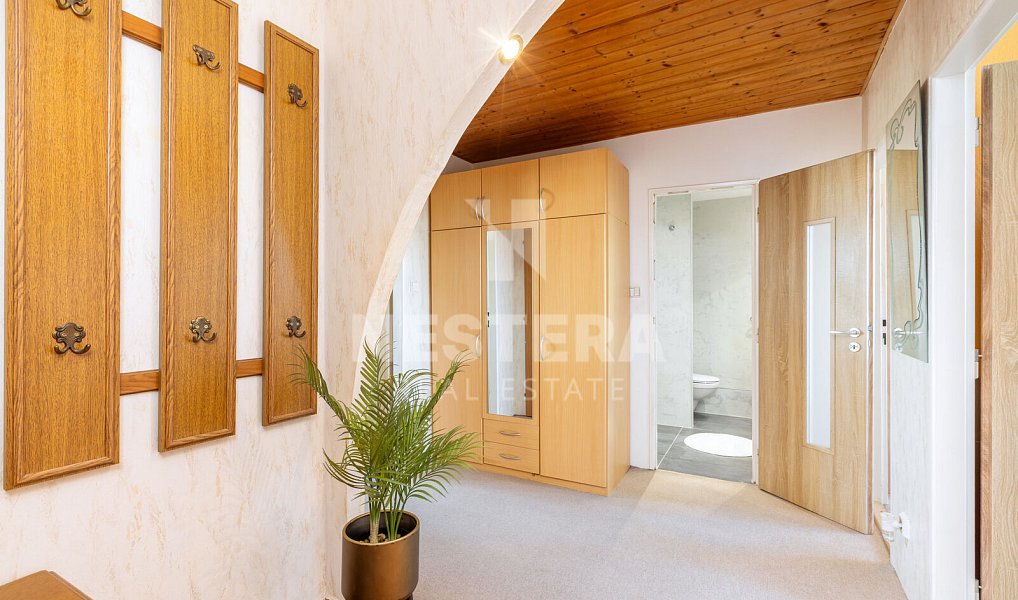 Prodej bytu 3+1 75 m², Praha – náhled fotky 11