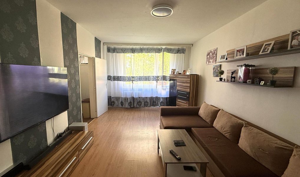 Prodej bytu 3+1 68 m², Krupka – náhled fotky 4