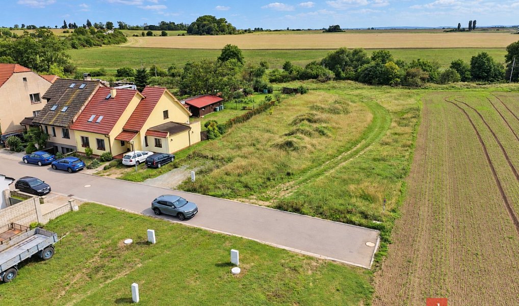 Prodej stavebního pozemku 1 019 m², Vranovice – náhled fotky 8