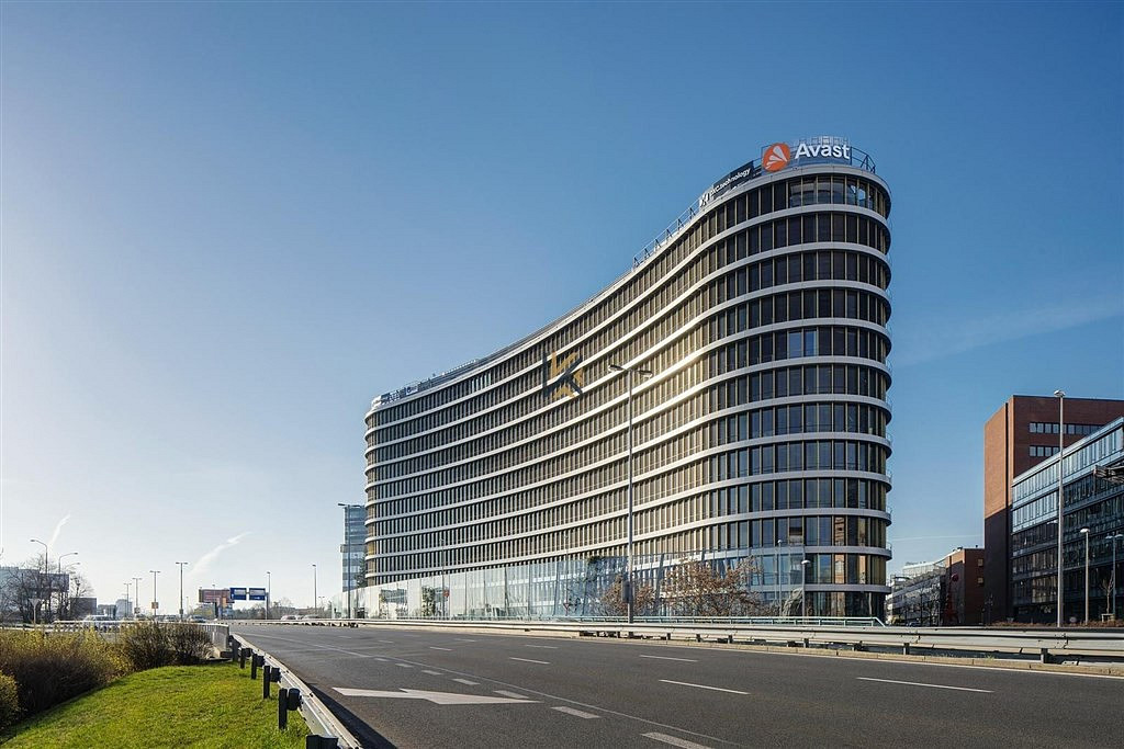 Pronájem kanceláře 887 m²