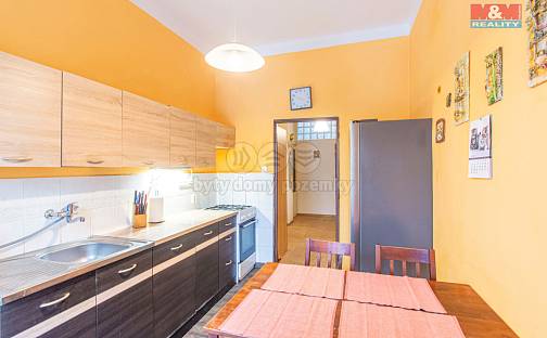Prodej bytu 4+1 96 m², Bezručova, Krnov - Pod Bezručovým vrchem, okres Bruntál