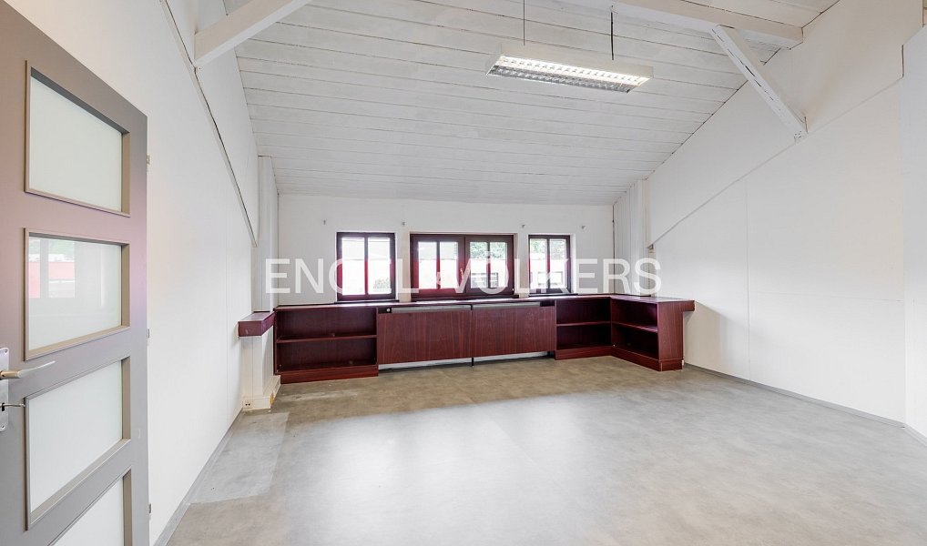 Pronájem kanceláře 849 m², Praha – náhled fotky 9