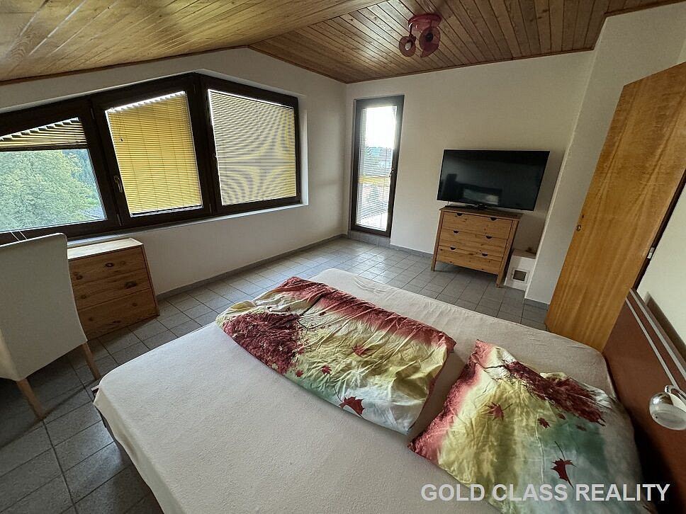 Prodej domu 200 m² s pozemkem 526 m² – pohled 6