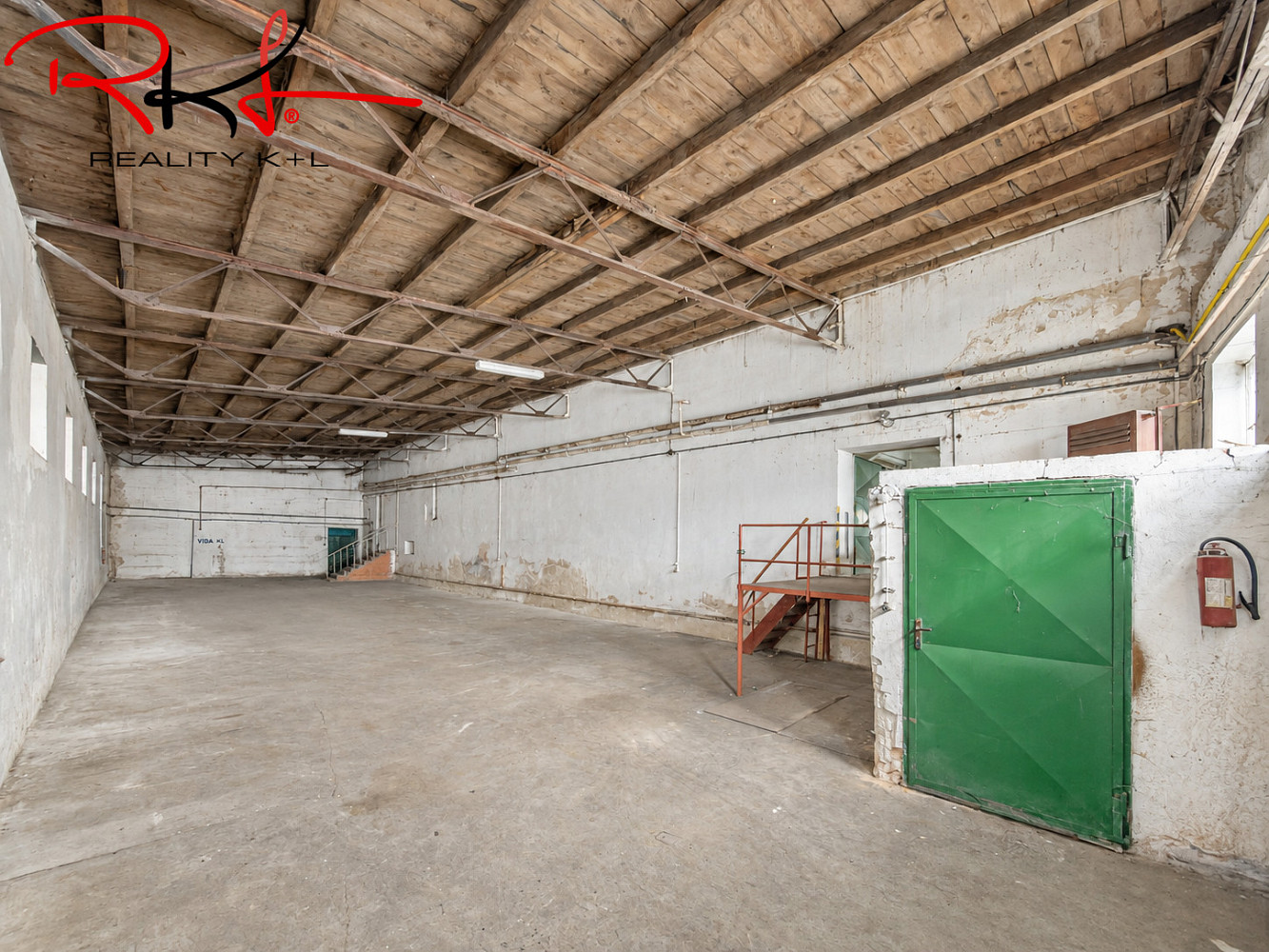Pronájem skladovacích prostor 1 787 m² – fotografie 5