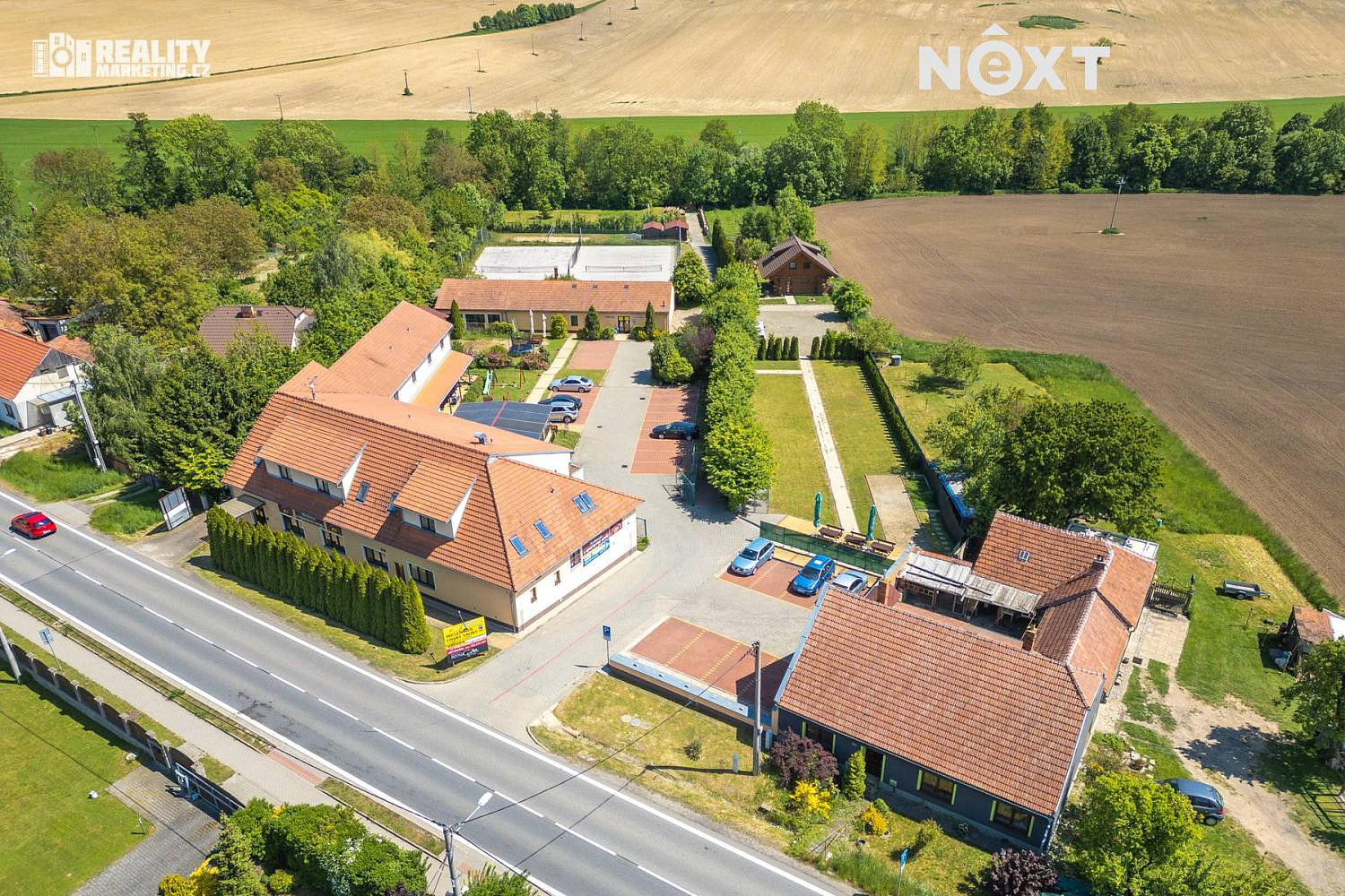 Prodej ubytovacího objektu 905 m²
