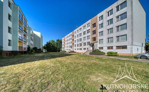 Prodej bytu 3+1 69 m², V Horkách, Pečky, okres Kolín