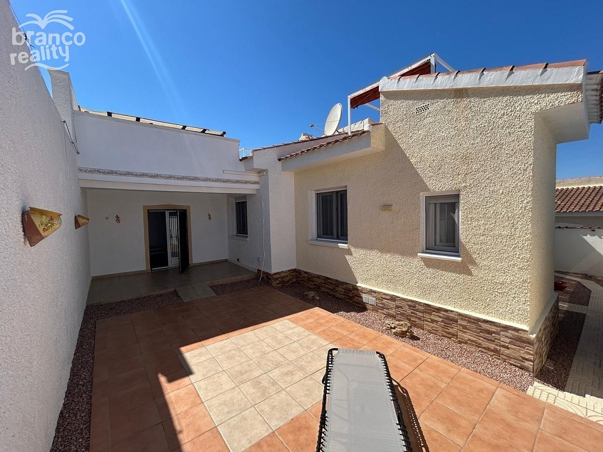 Prodej domu 60 m² s pozemkem 120 m² - Vista 6