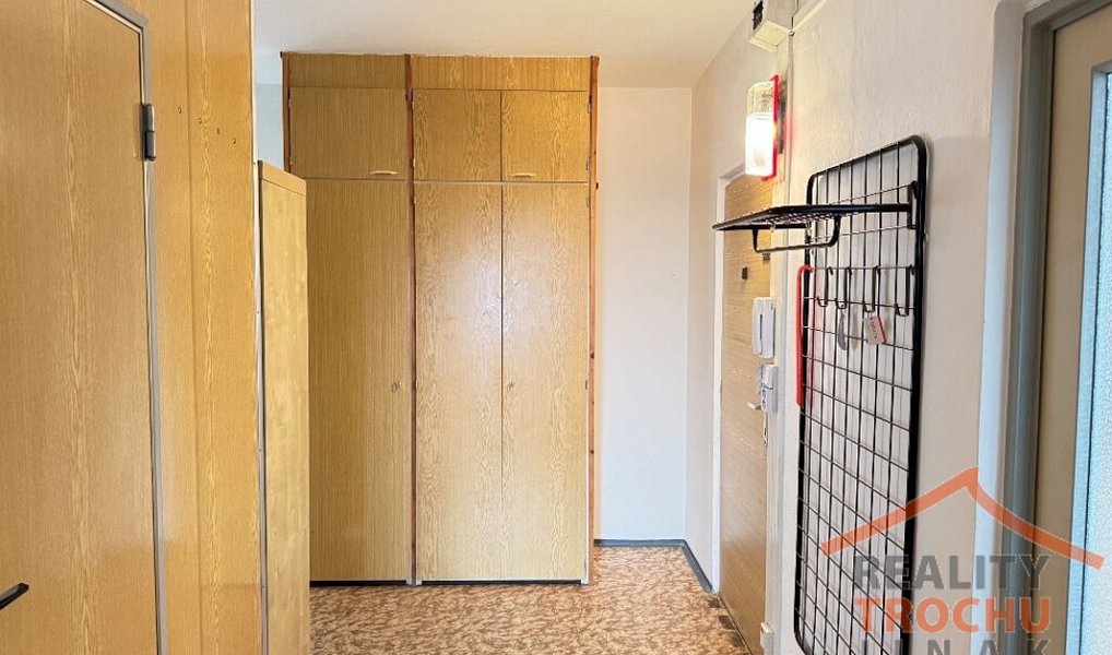 Pronájem bytu 2+1 62 m², Hradec Králové – náhled fotky 11